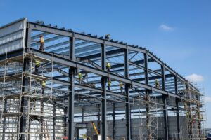 Budowa hali krok po kroku – formalności, pozwolenia i planowanie